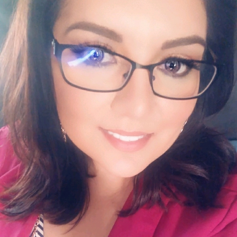 Meet your Posher, Maurita